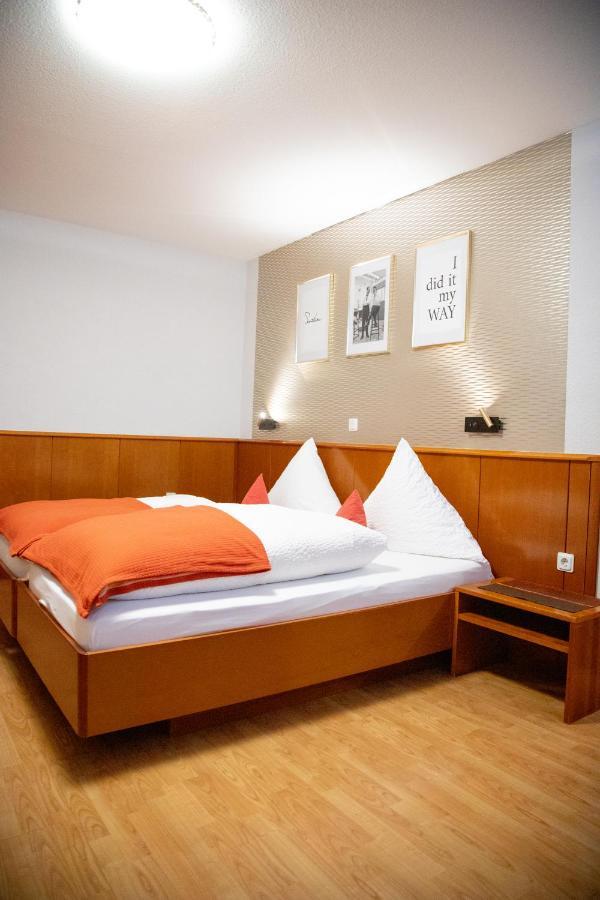 Kleines Hotel Westhus 되르펜 외부 사진