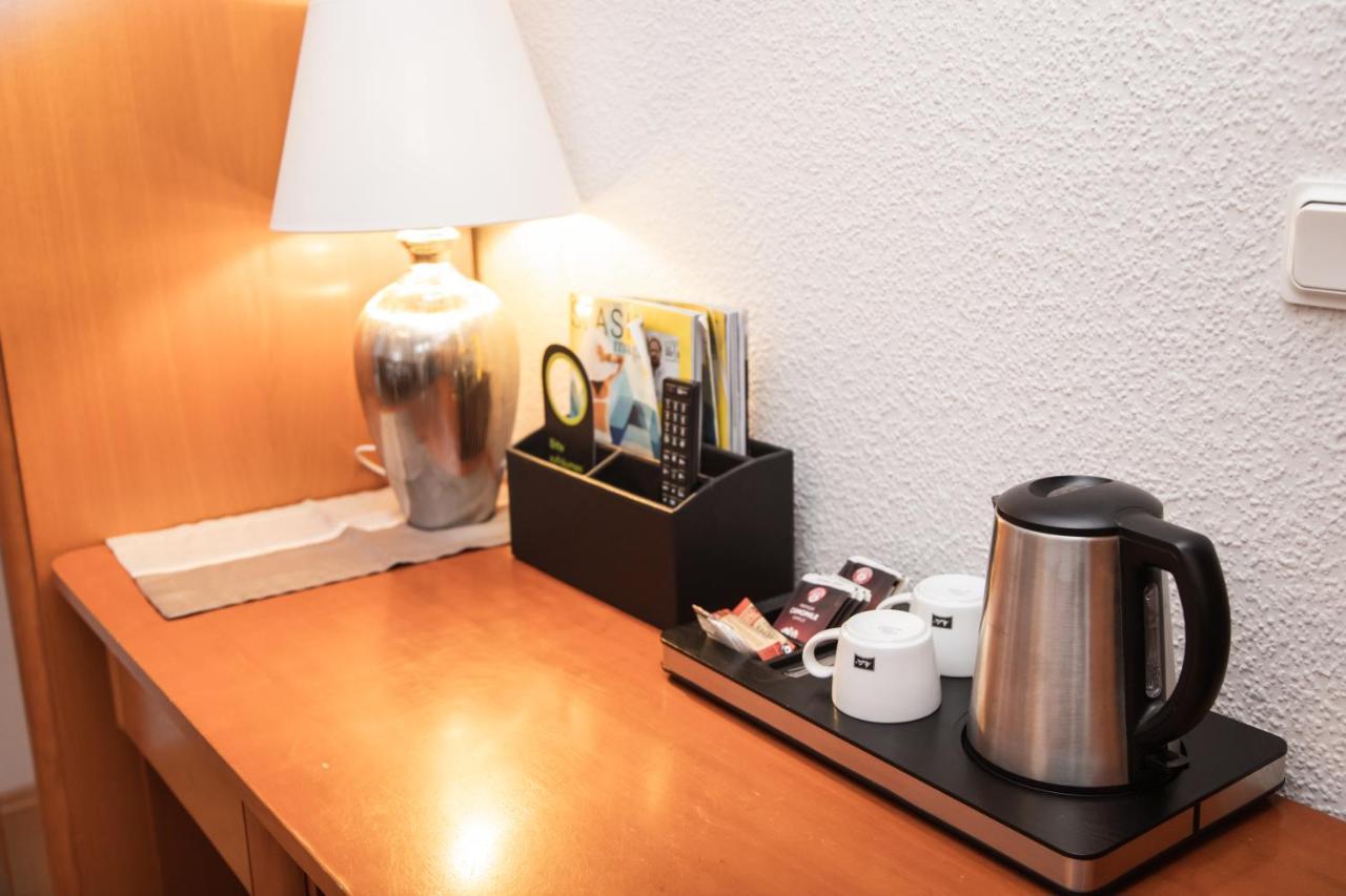 Kleines Hotel Westhus 되르펜 외부 사진