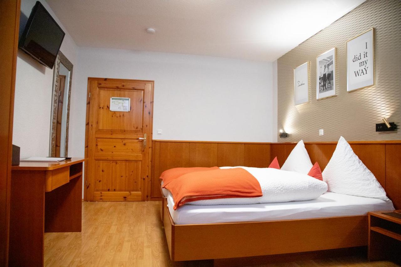 Kleines Hotel Westhus 되르펜 외부 사진